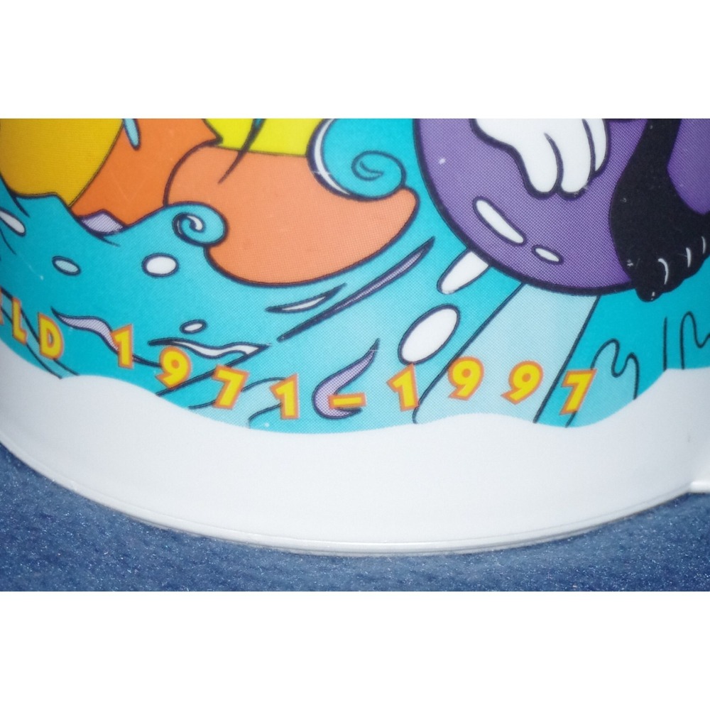 Vintage Walt Disney World 25 Magical Summers- Mickey, Donald, Goofy Cup - Picture 10 of 16